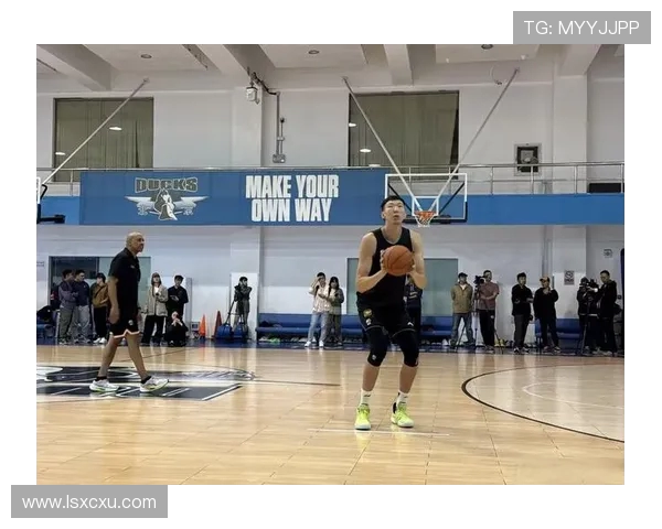 周琦在国际篮球舞台上的崛起与挑战解析