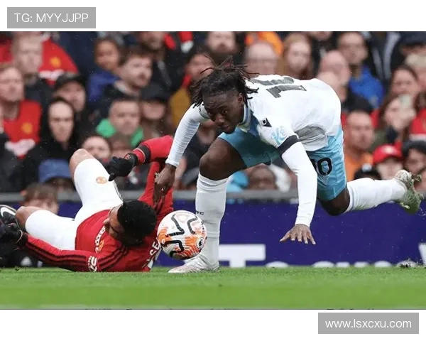 曼联与热刺激战正酣咪咕直播精彩瞬间回顾与分析 曼联与热刺激战正酣咪咕直播精彩瞬间回顾与分析