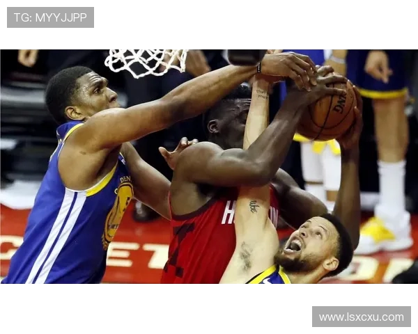 火箭队与蓝网精彩对决视频回顾赛场瞬间尽显篮球魅力与激情 火箭队与蓝网精彩对决视频回顾赛场瞬间尽显篮球魅力与激情